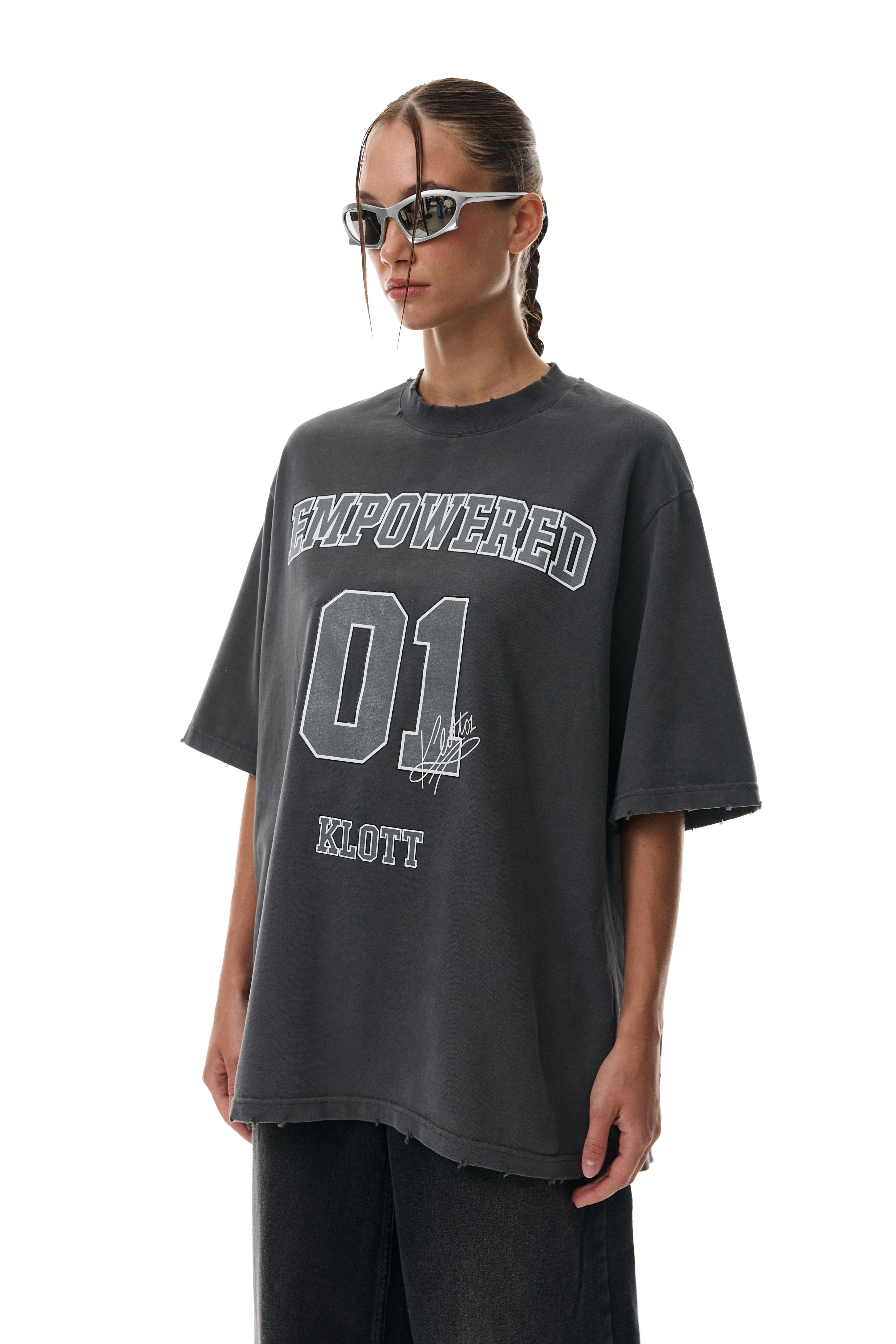 #колір_темно-сірий