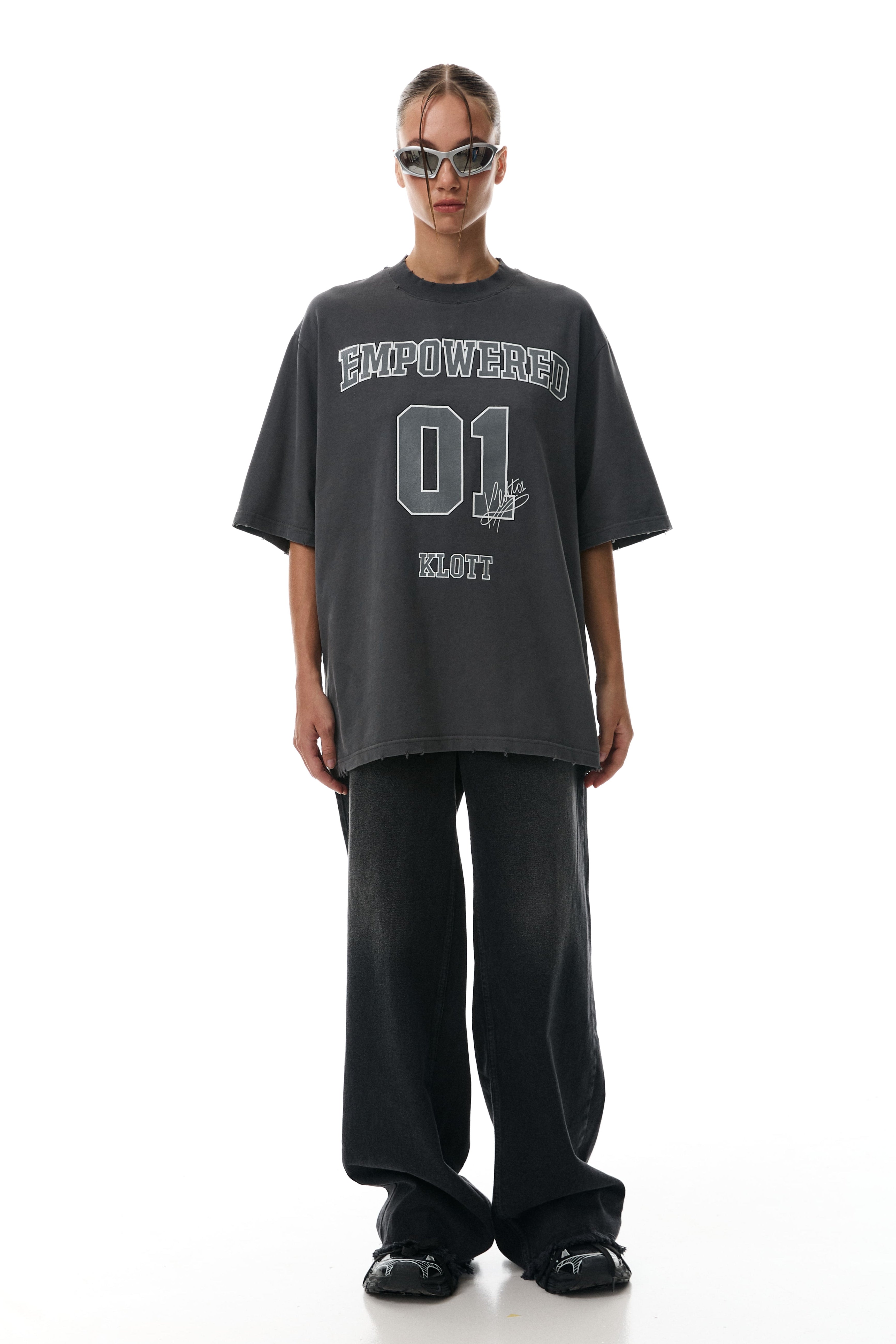 #колір_темно-сірий