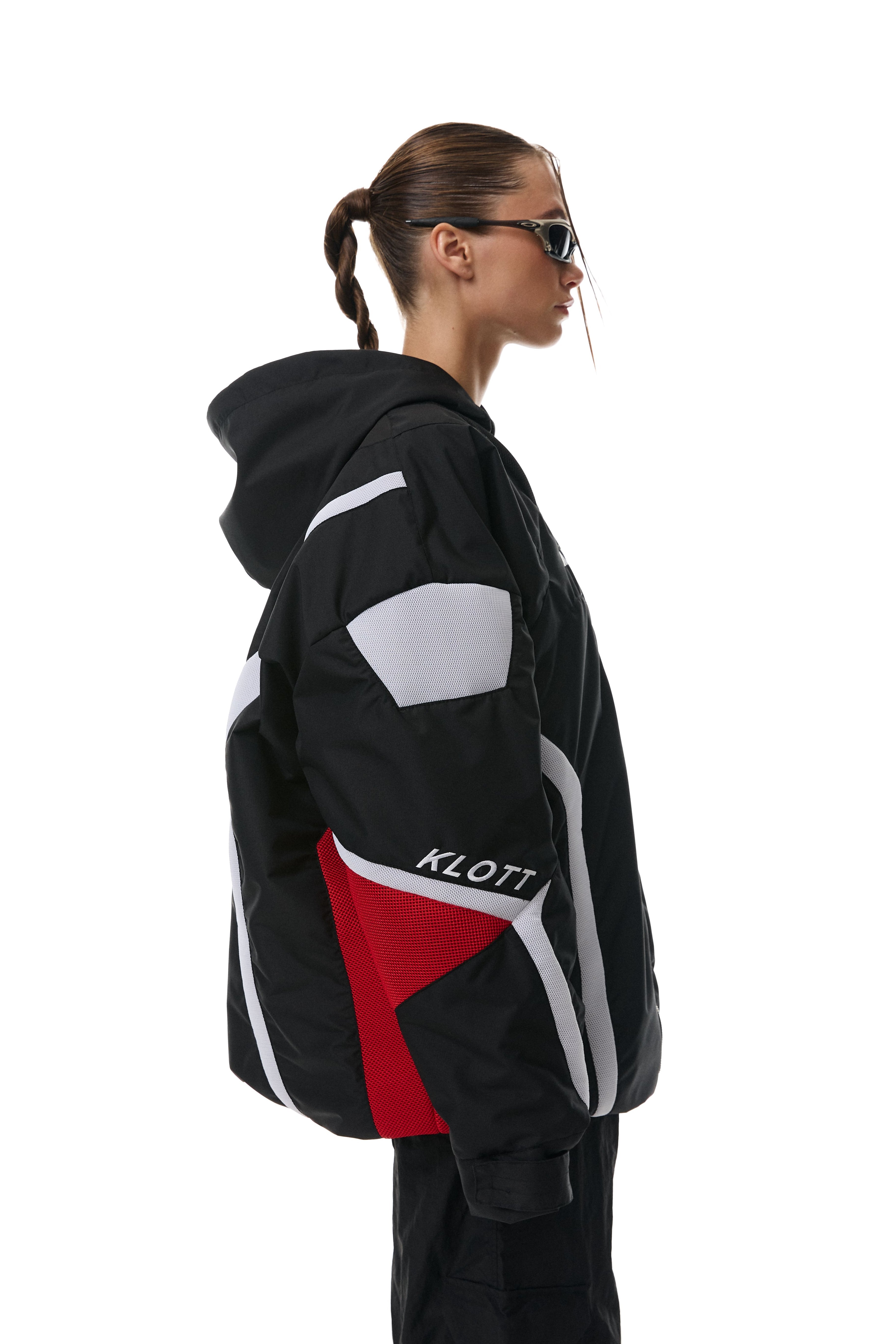 #колір_чорний