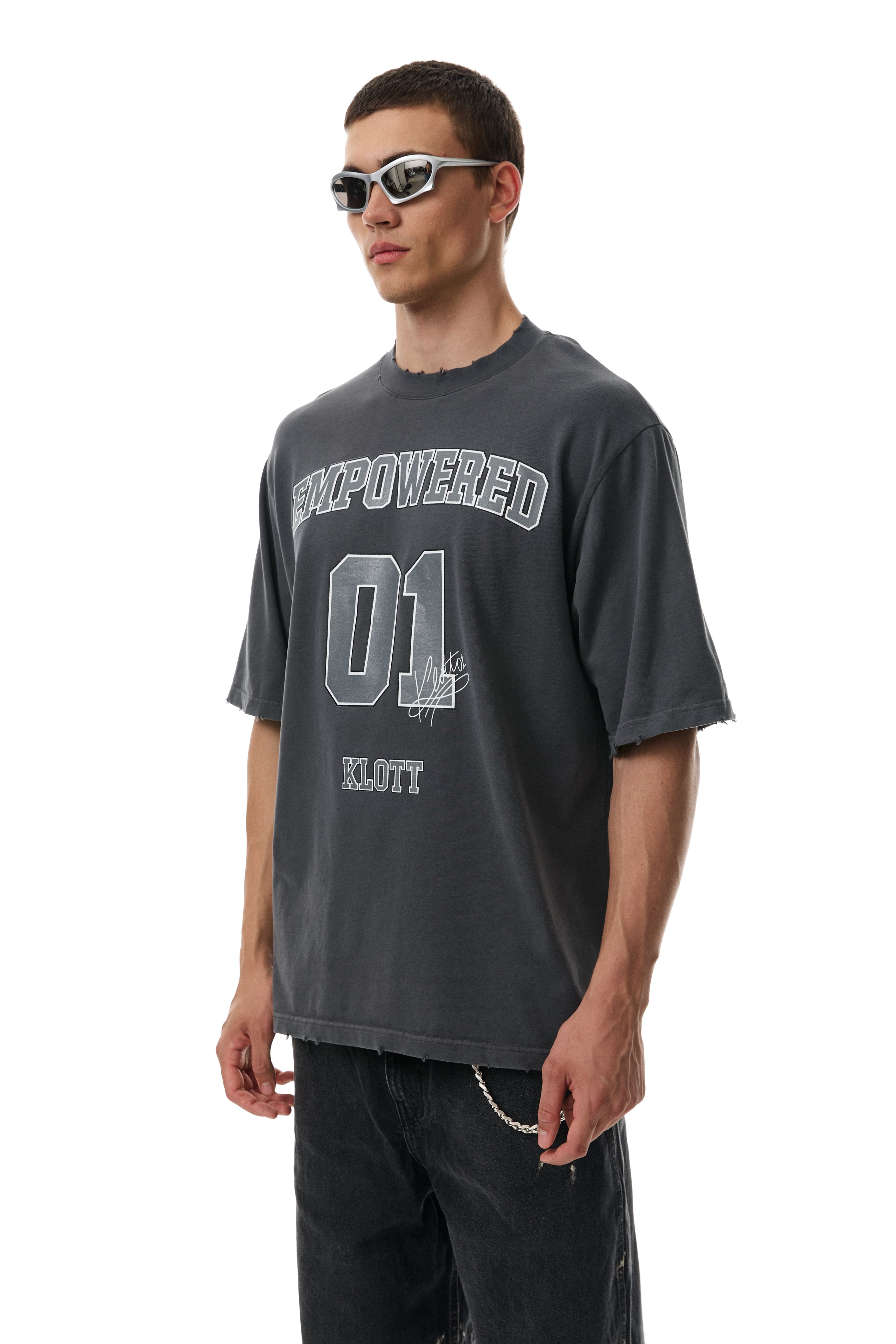 #колір_темно-сірий