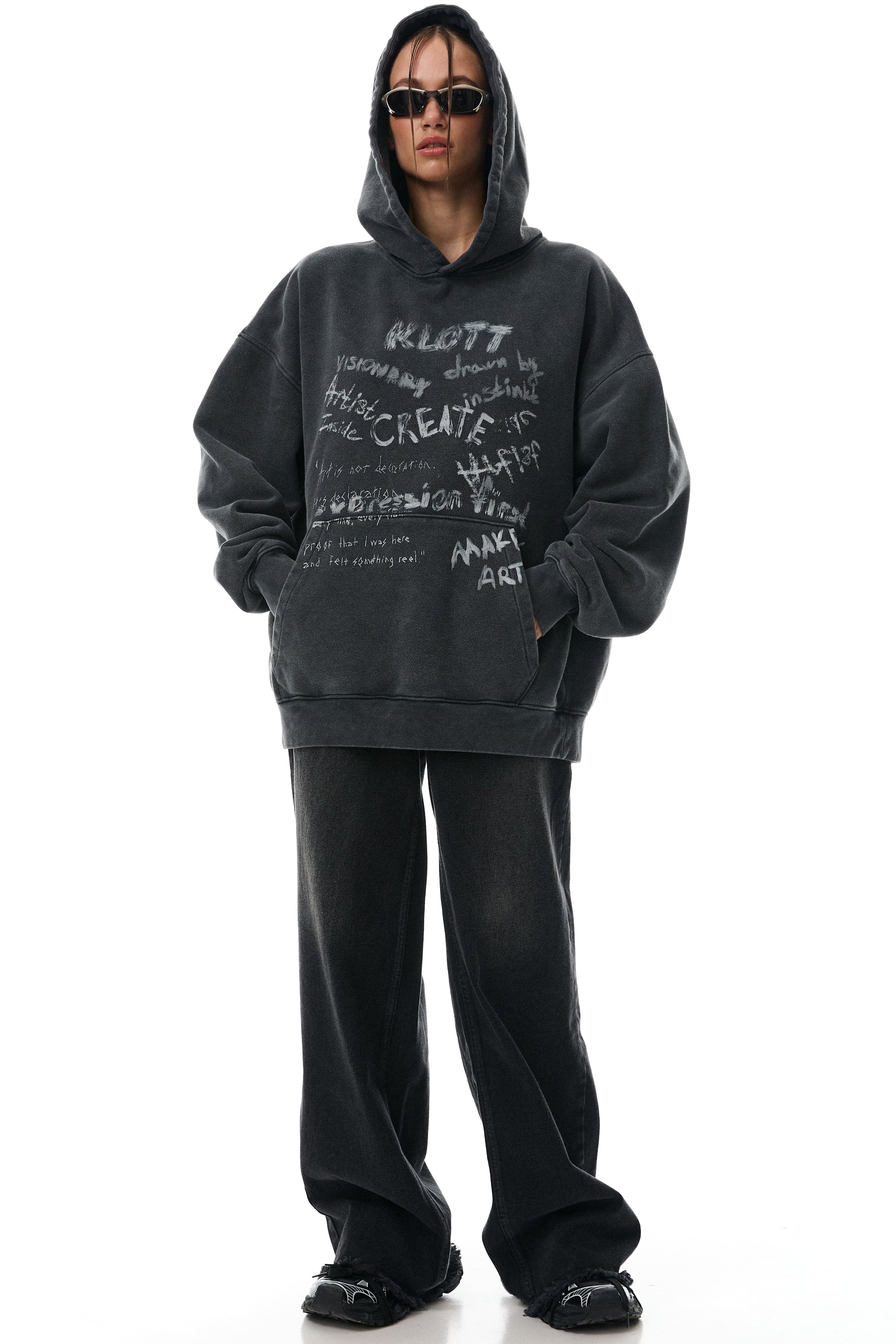 #колір_чорний