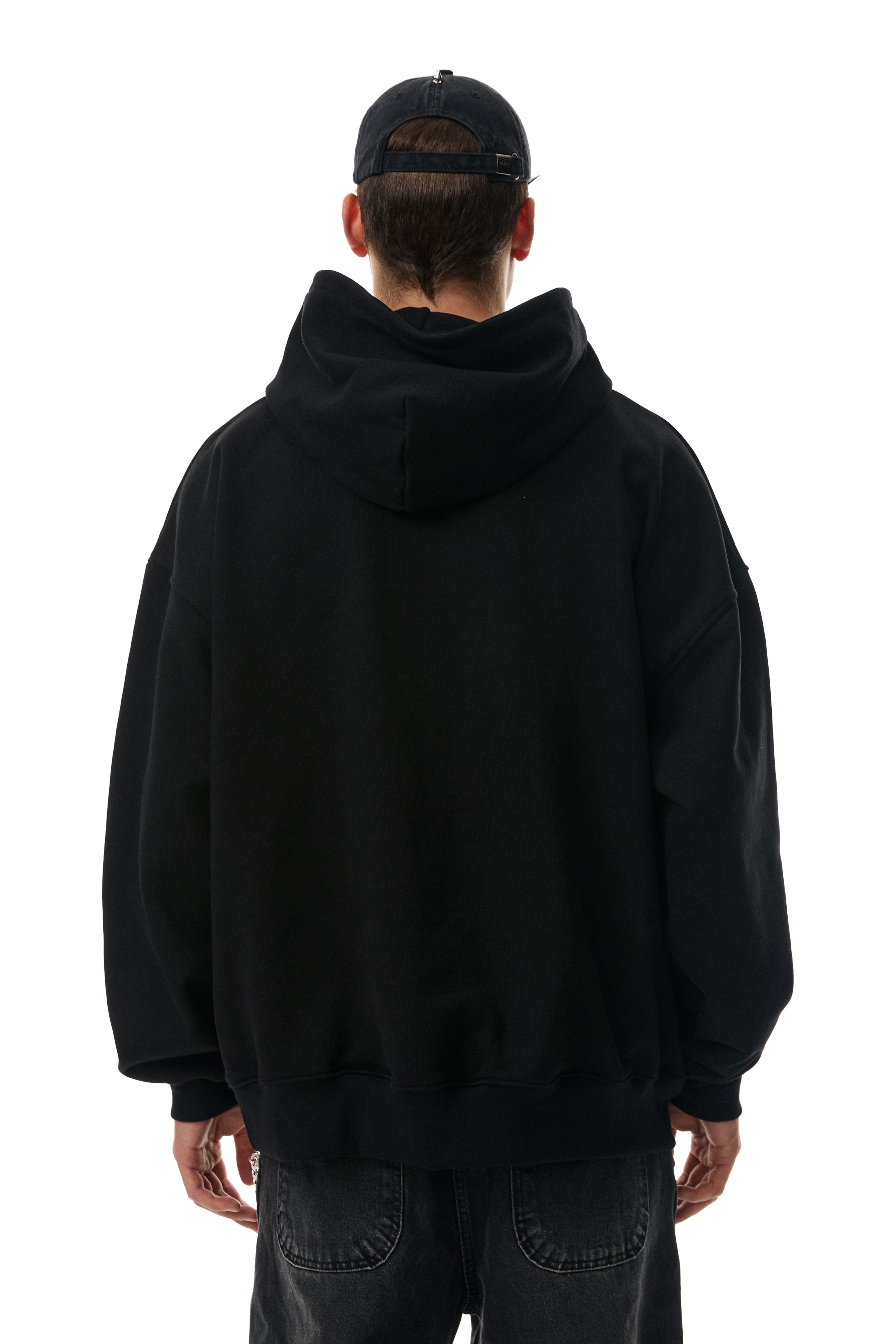 #колір_чорний