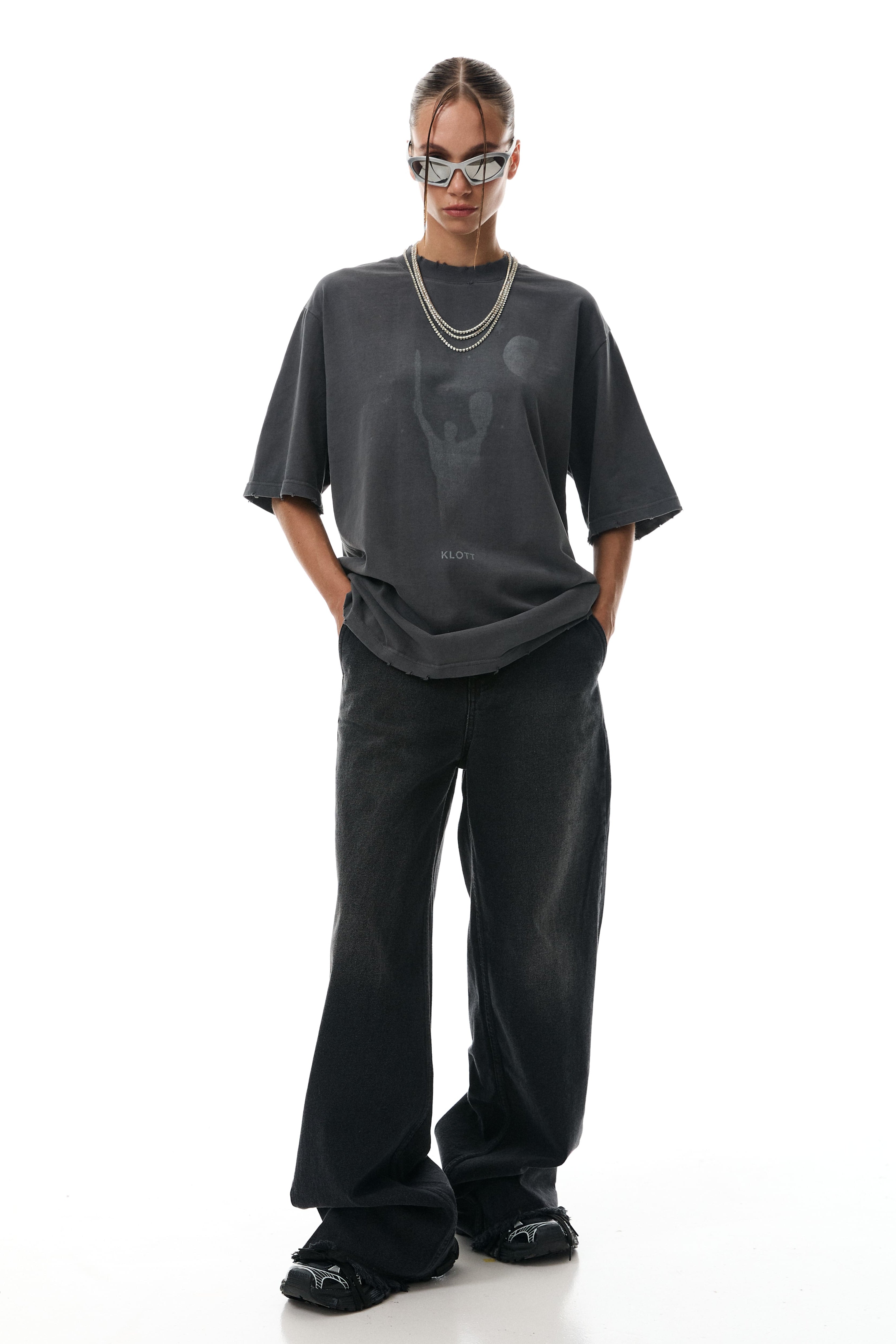 #колір_темно-сірий