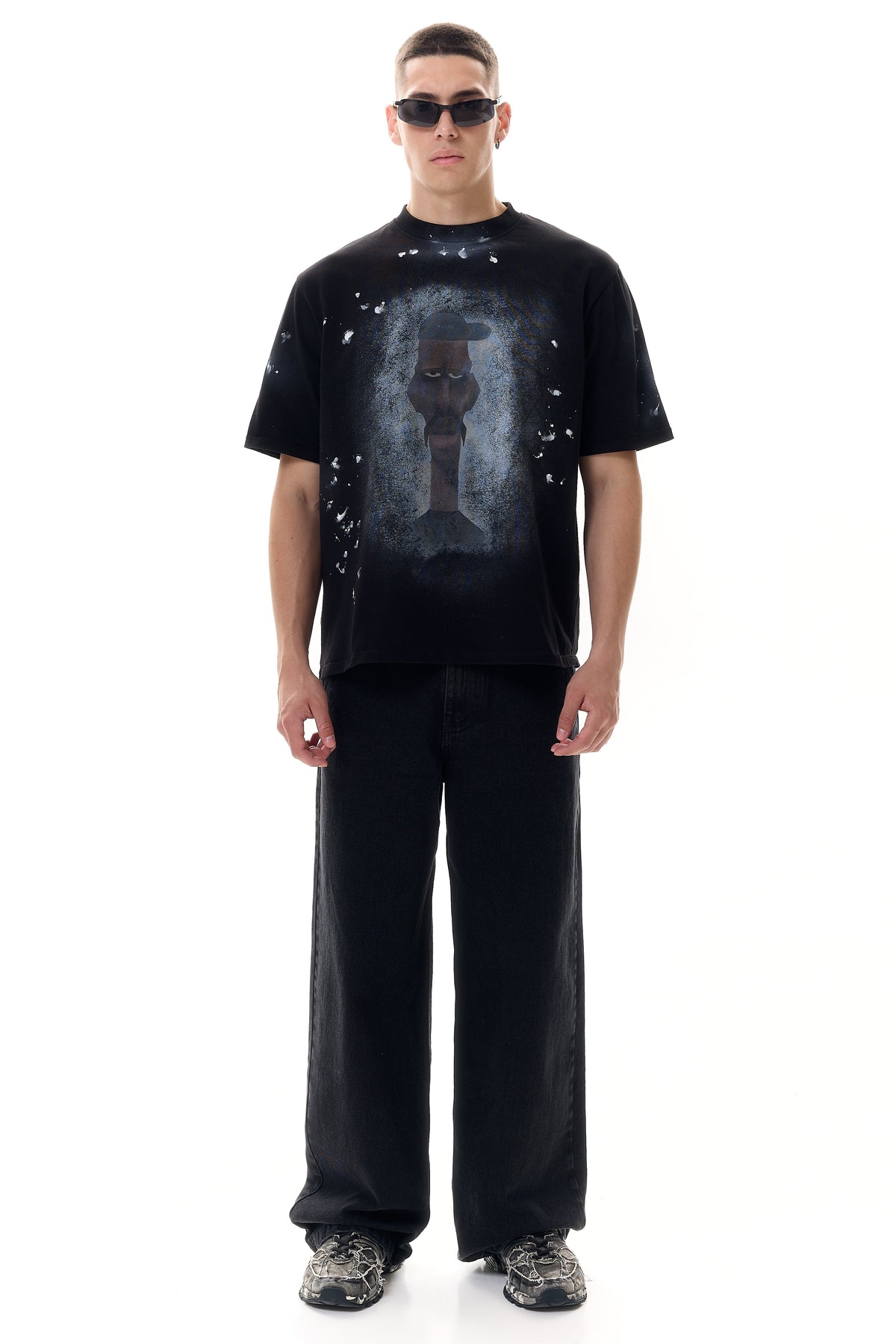 Футболка oversized "Cult Figure"