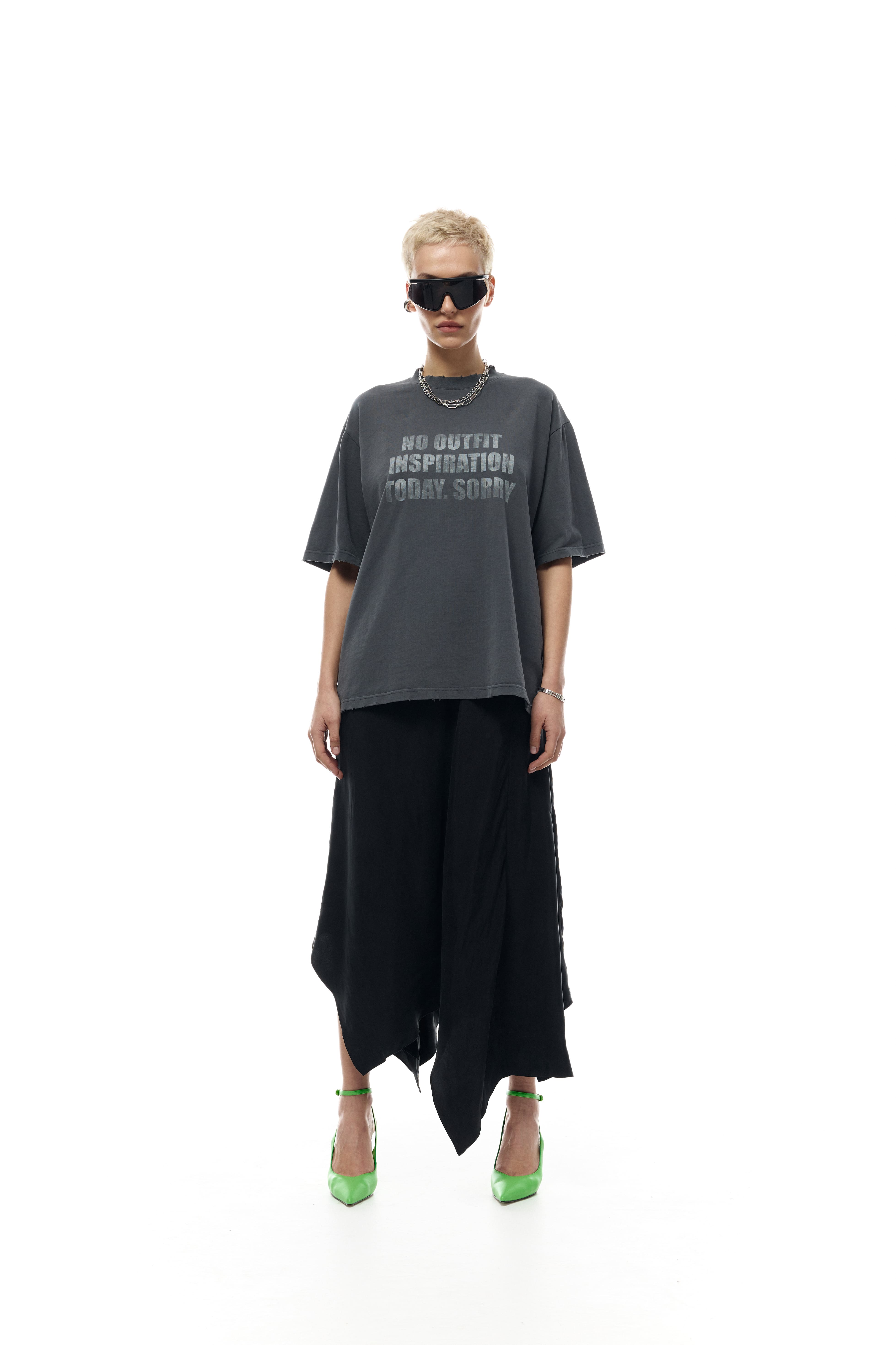 #колір_темно-сірий