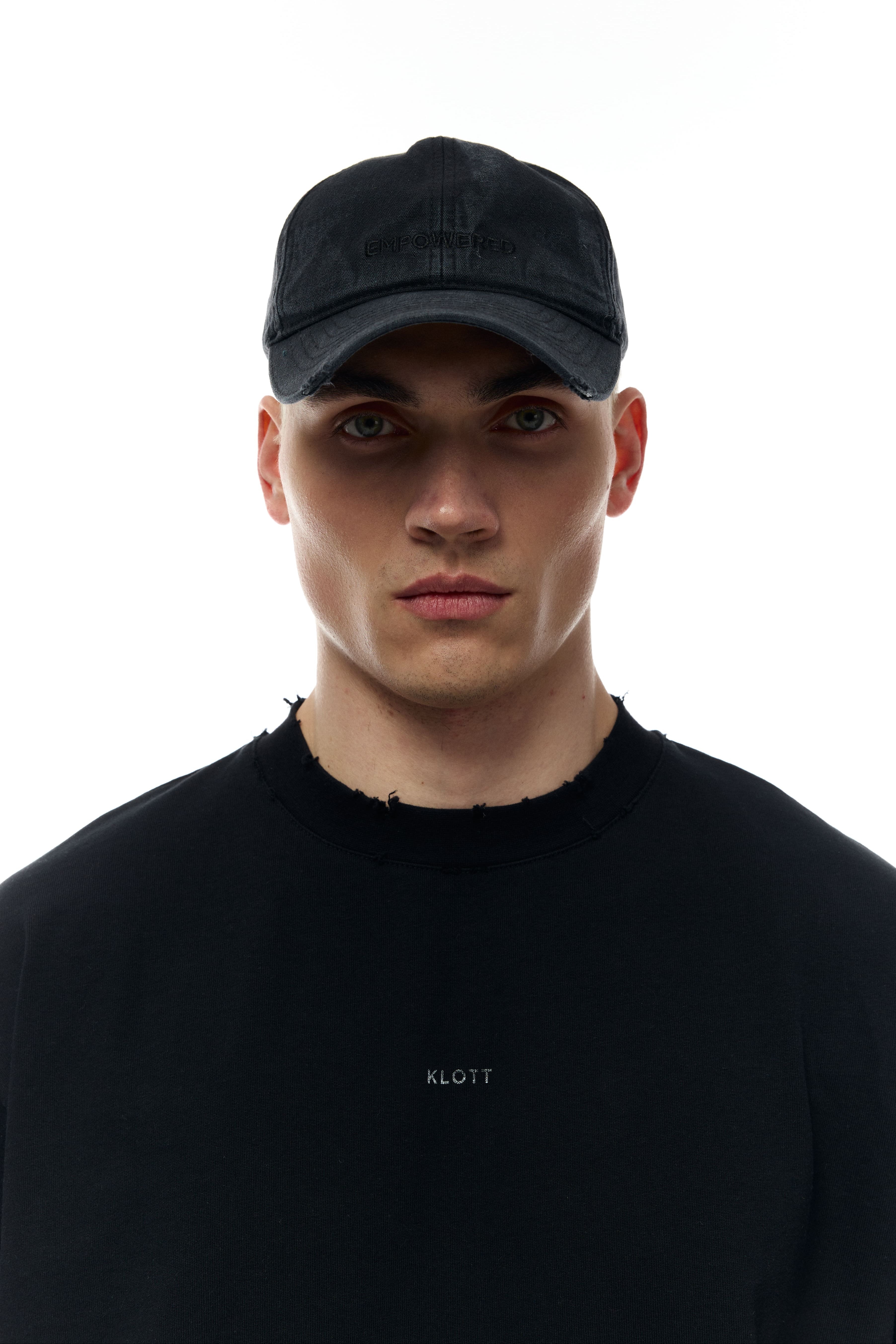 #колір_чорний