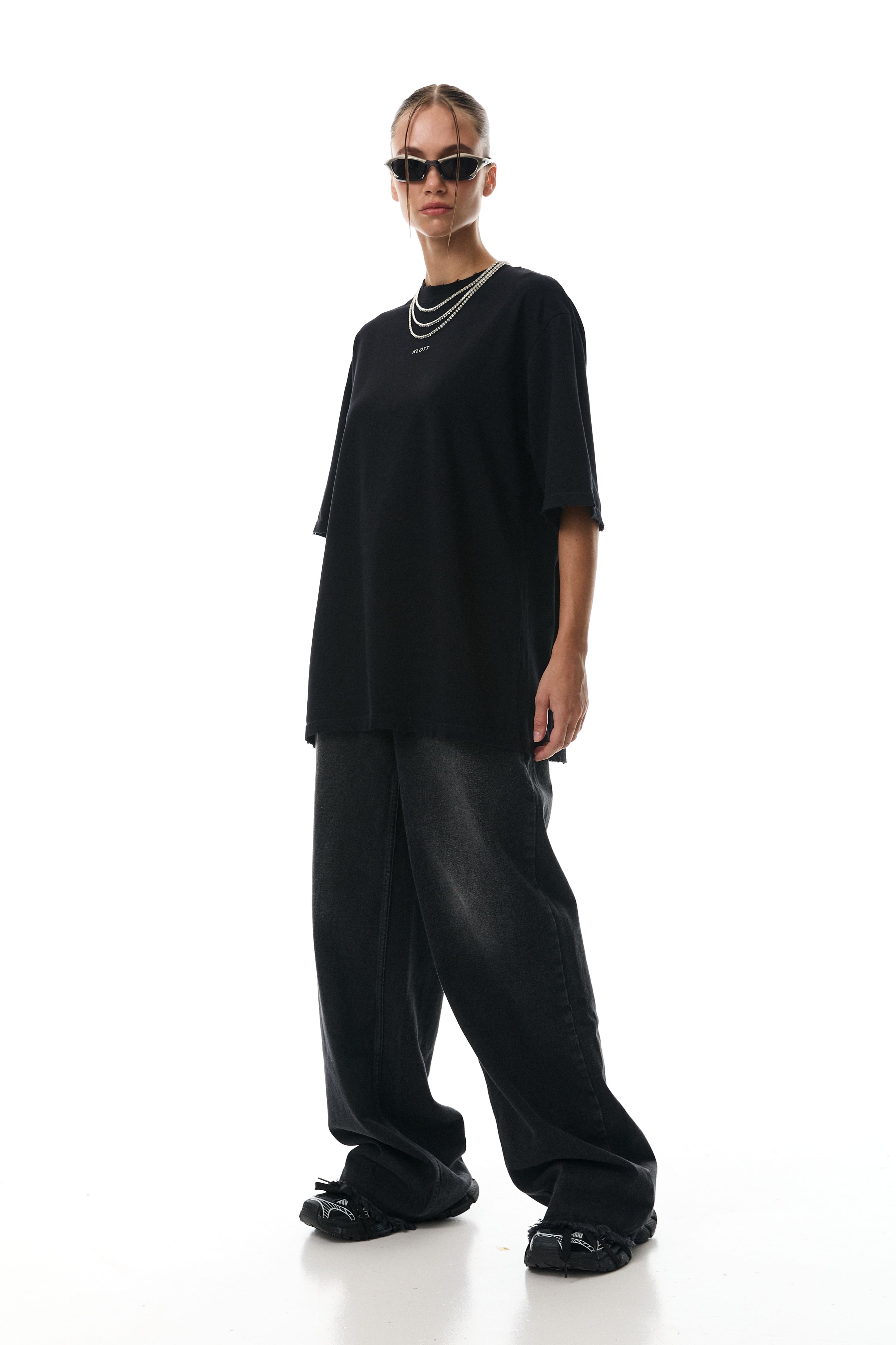 #колір_чорний