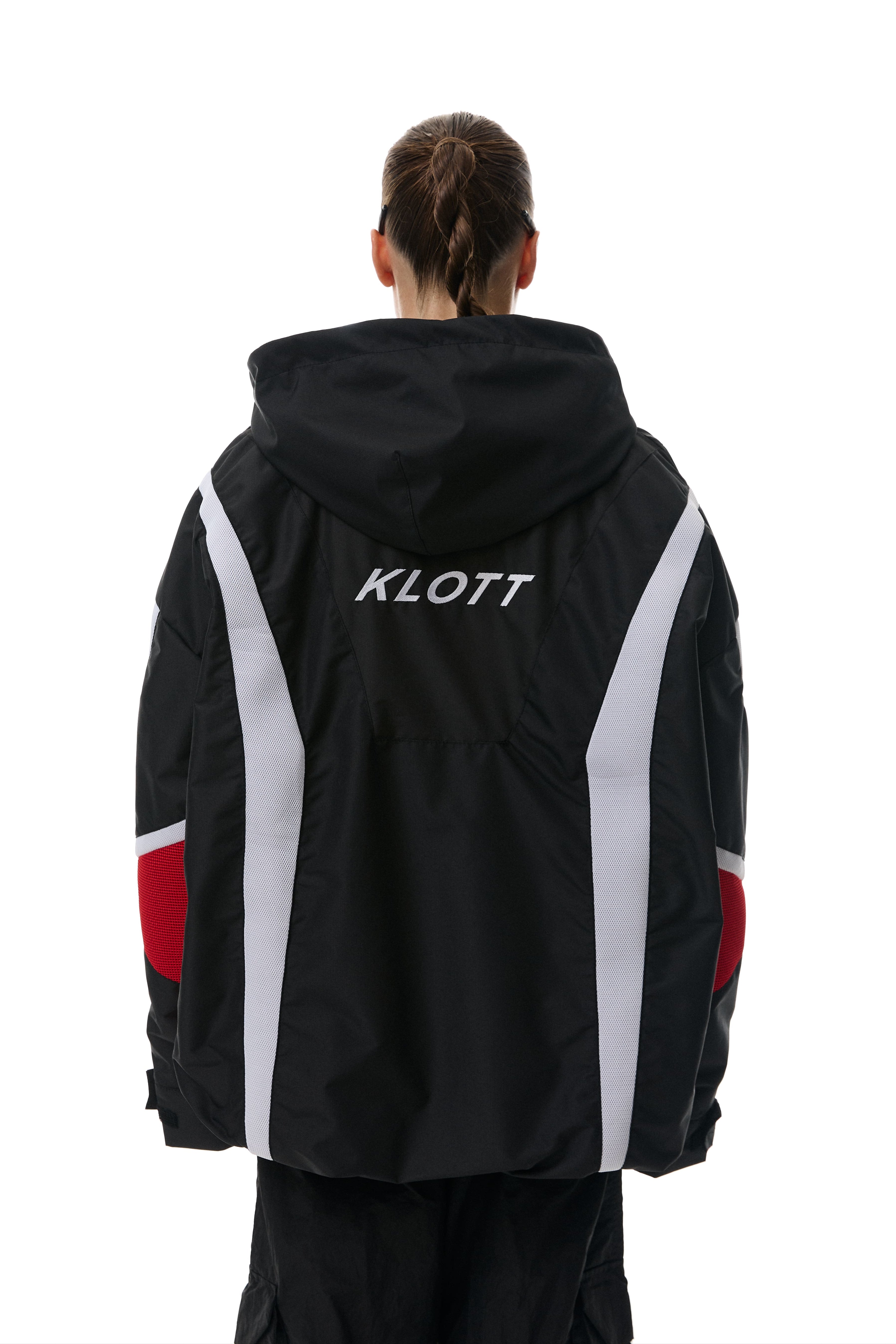 #колір_чорний