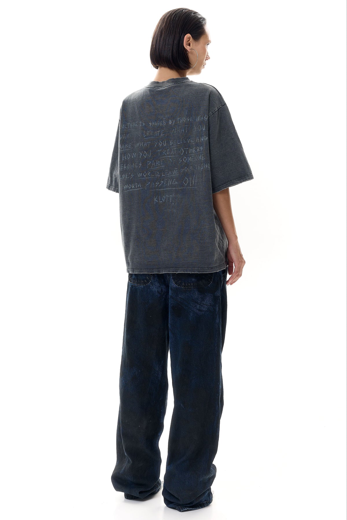 Футболка oversized "Definition"