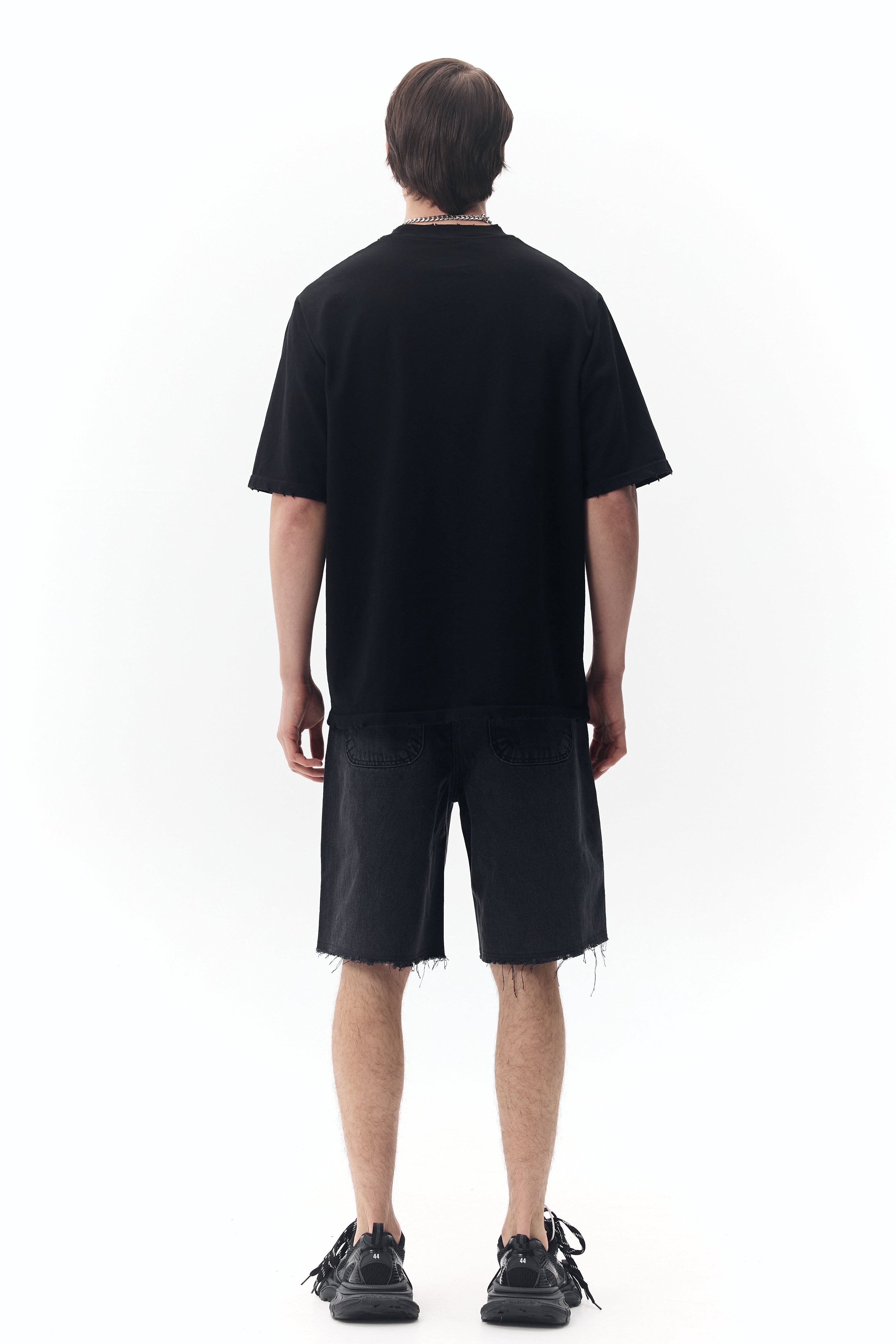 #колір_чорний