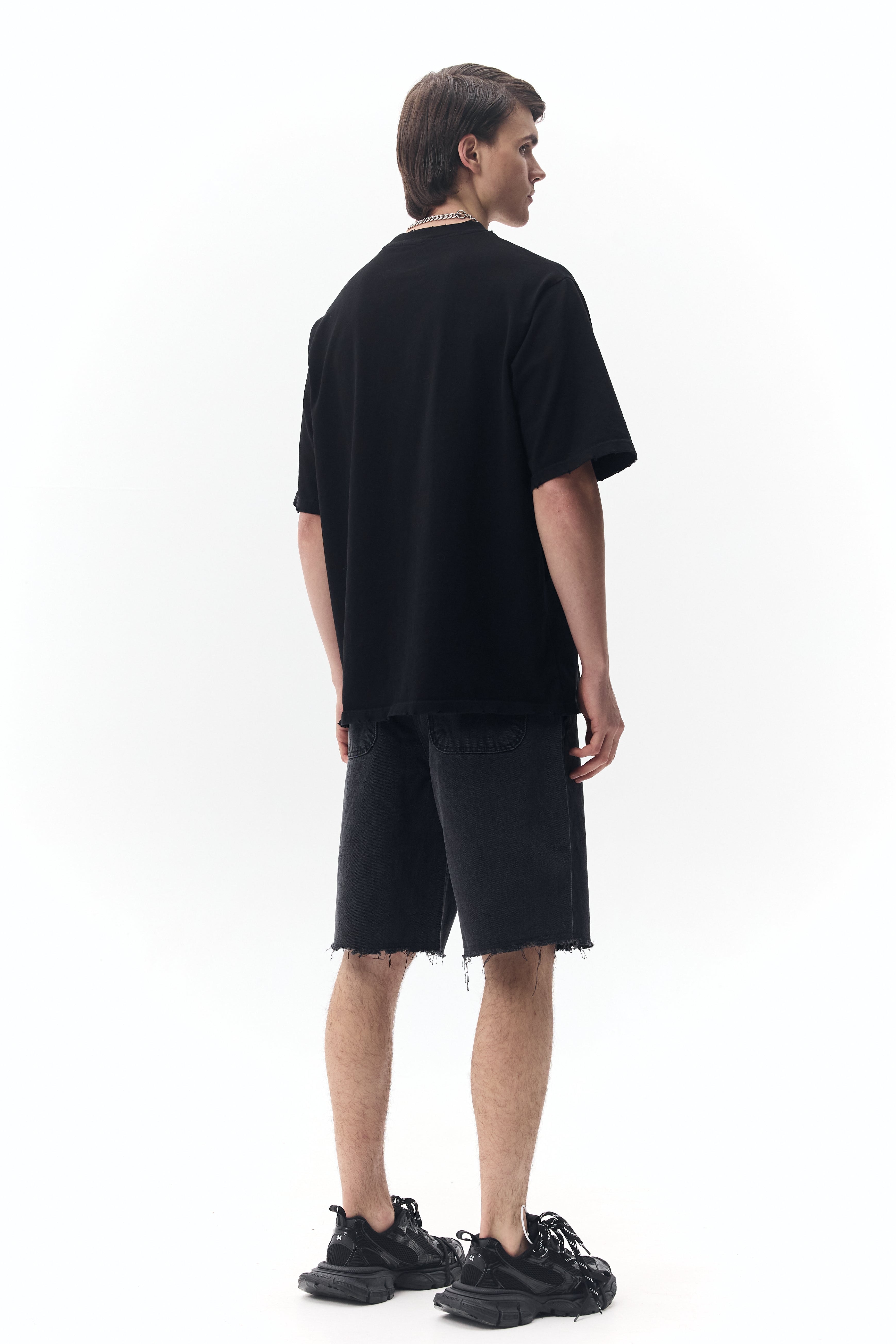 #колір_чорний